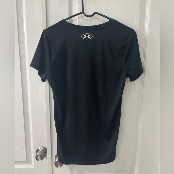Under Armour Black Workout Shirt - Picture 5 of 5